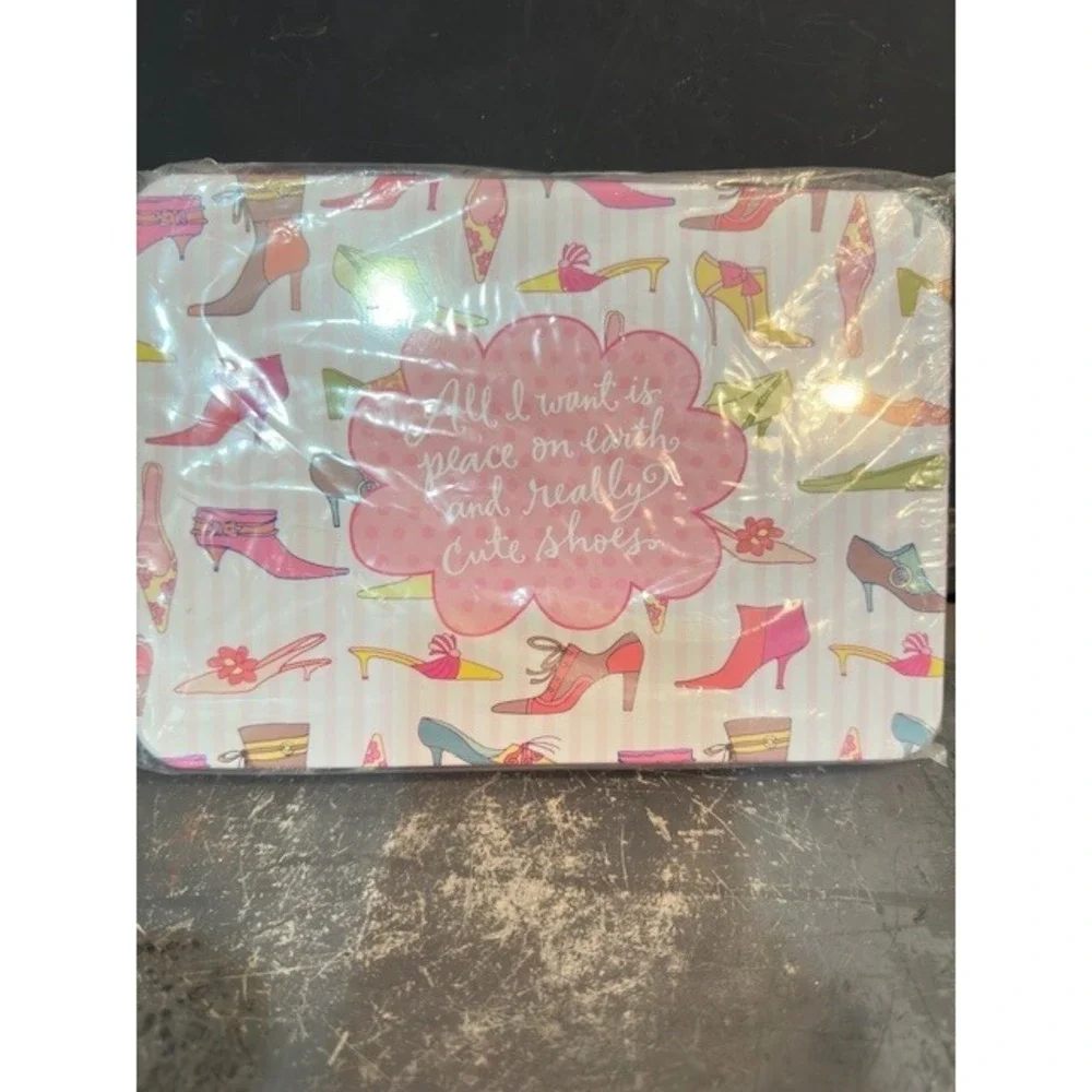 Hallmark Shoebox Note Ensemble Stationery Set 20 Cards Envelopes Seals Tin Cntnr